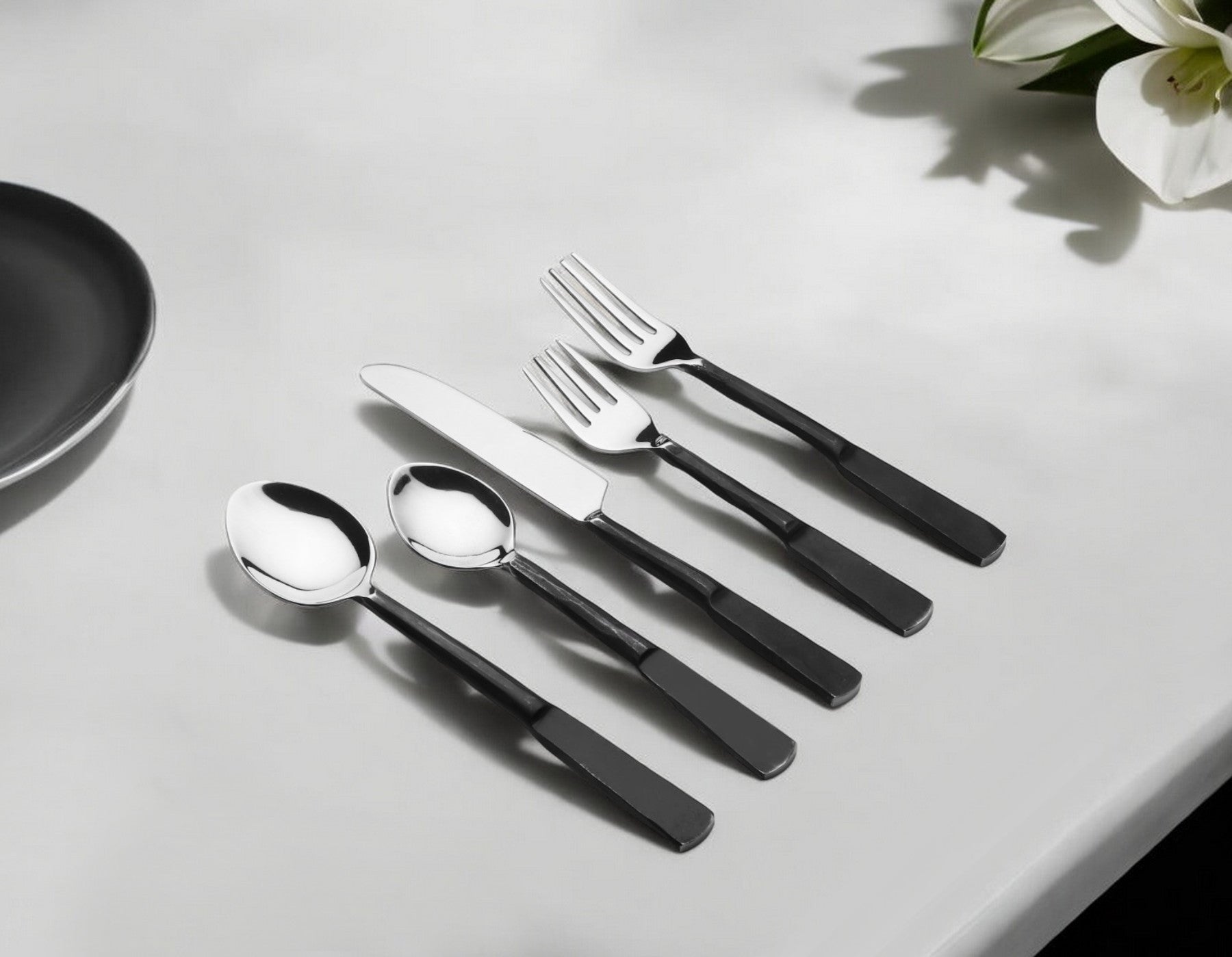 Stainless Steel 5-Piece Hand-Forged Place Setting | Matte Black