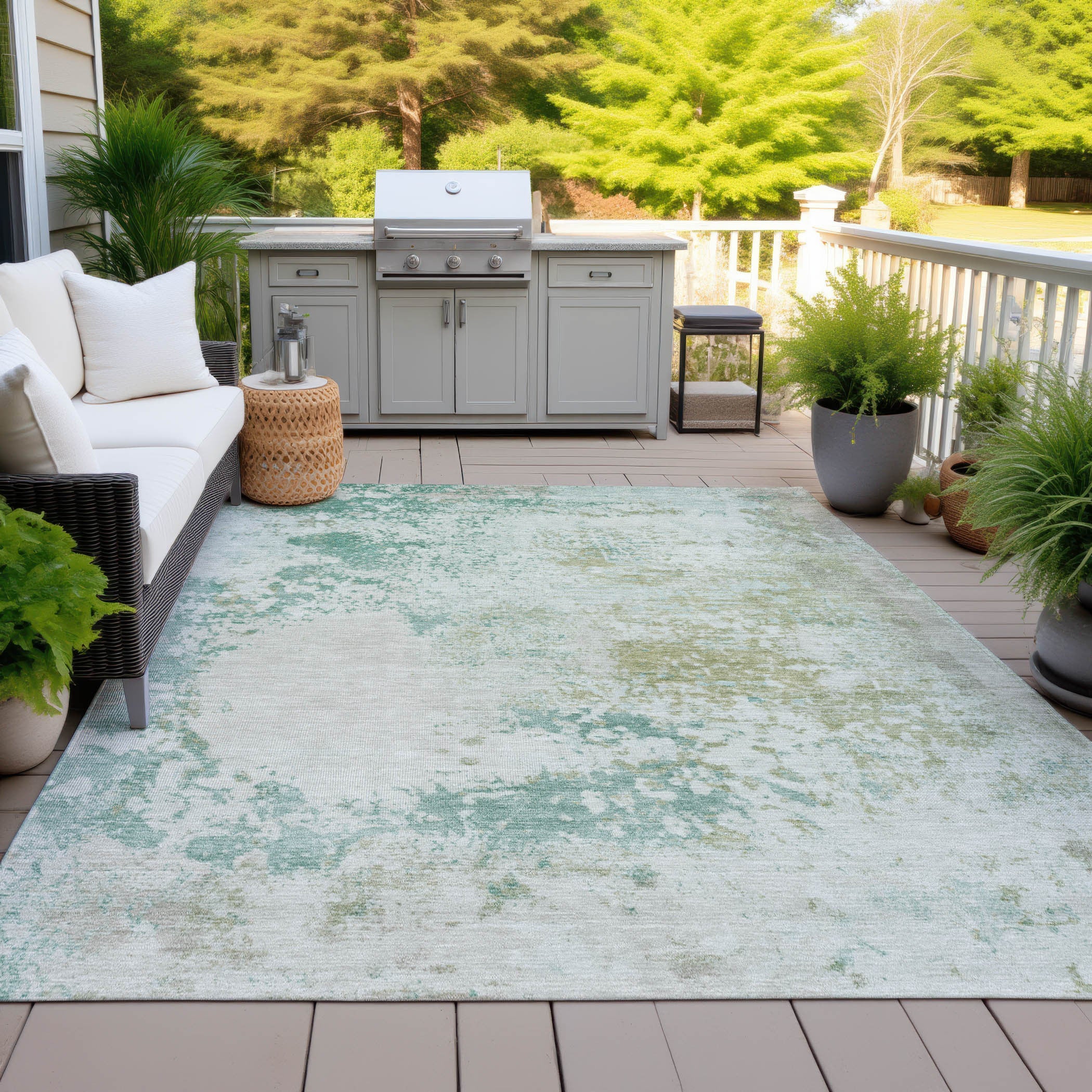 8' x 10' Abstract Washable Indoor/Outdoor Area Rug