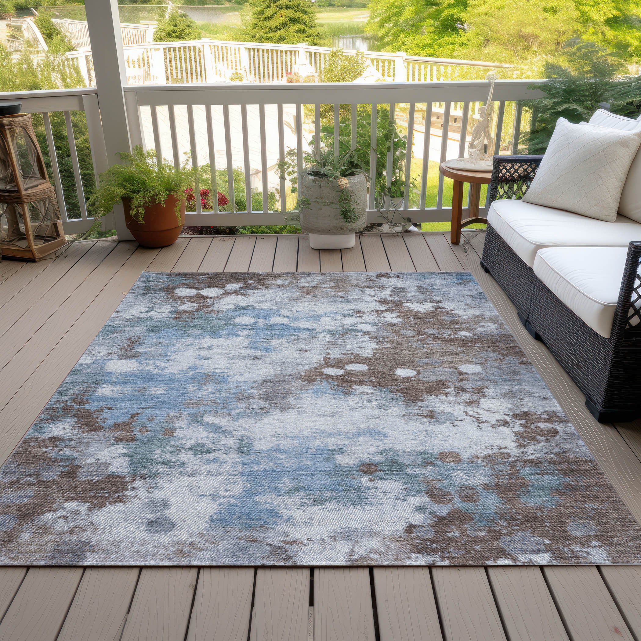 5' X 8' Abstract Washable Indoor/Outdoor Area Rug