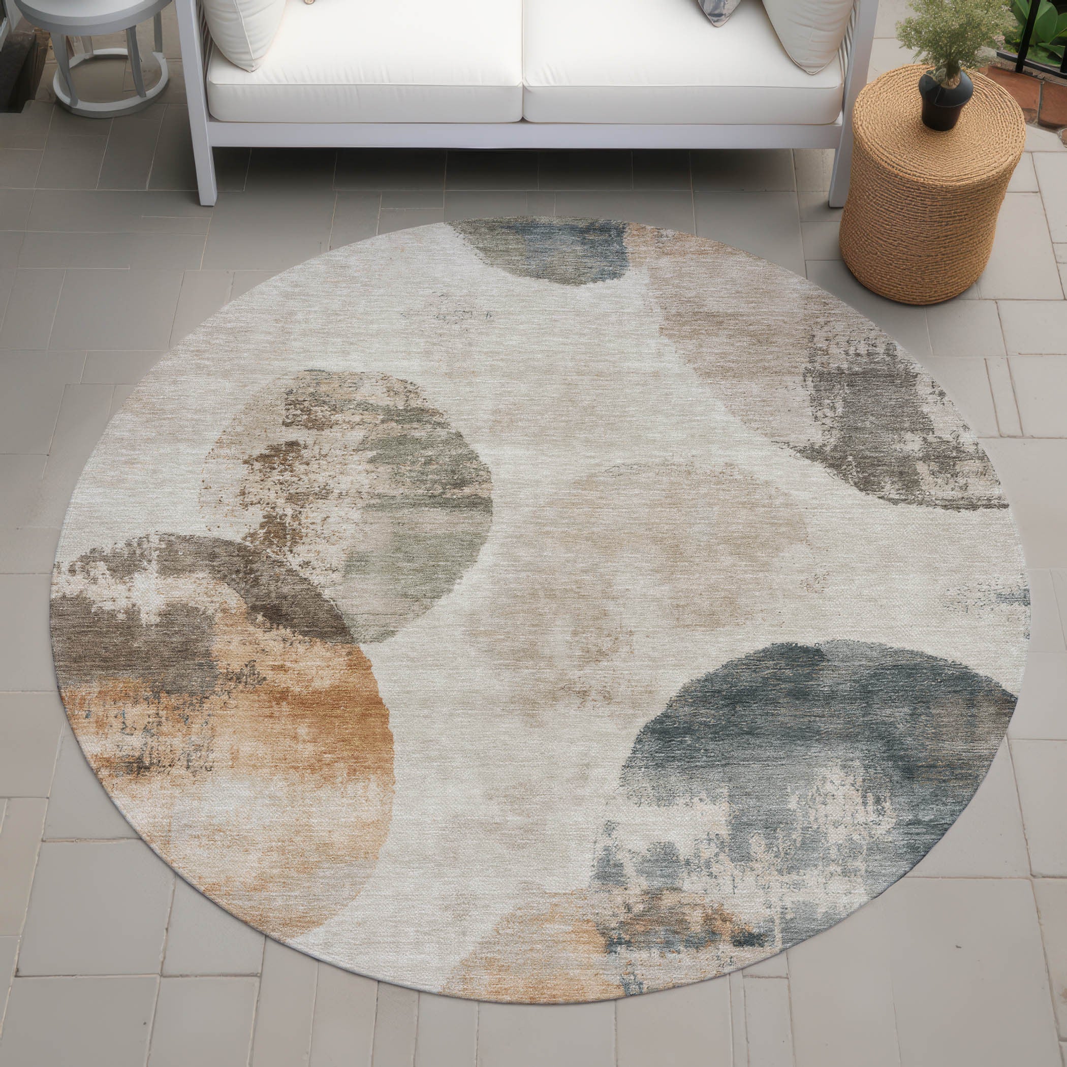 8' Round Abstract Washable Indoor/Outdoor Area Rug