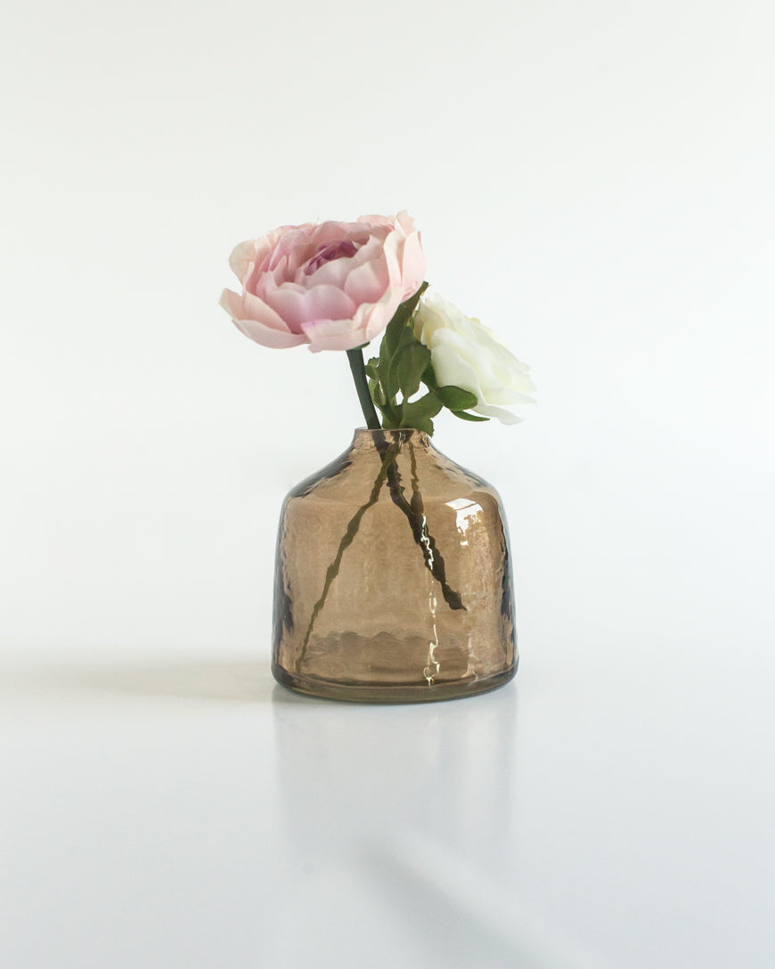 Aria – Handblown Hammered Glass Bud Vase