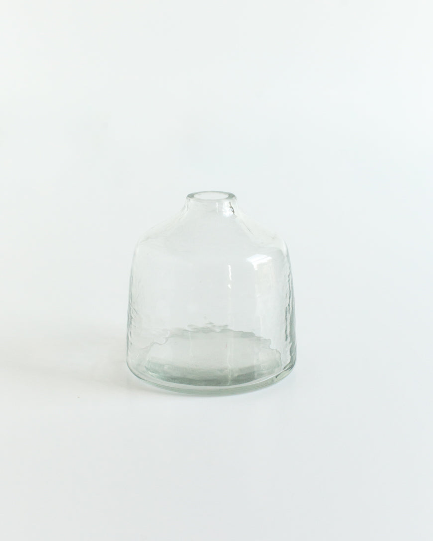 Aria – Handblown Hammered Glass Bud Vase