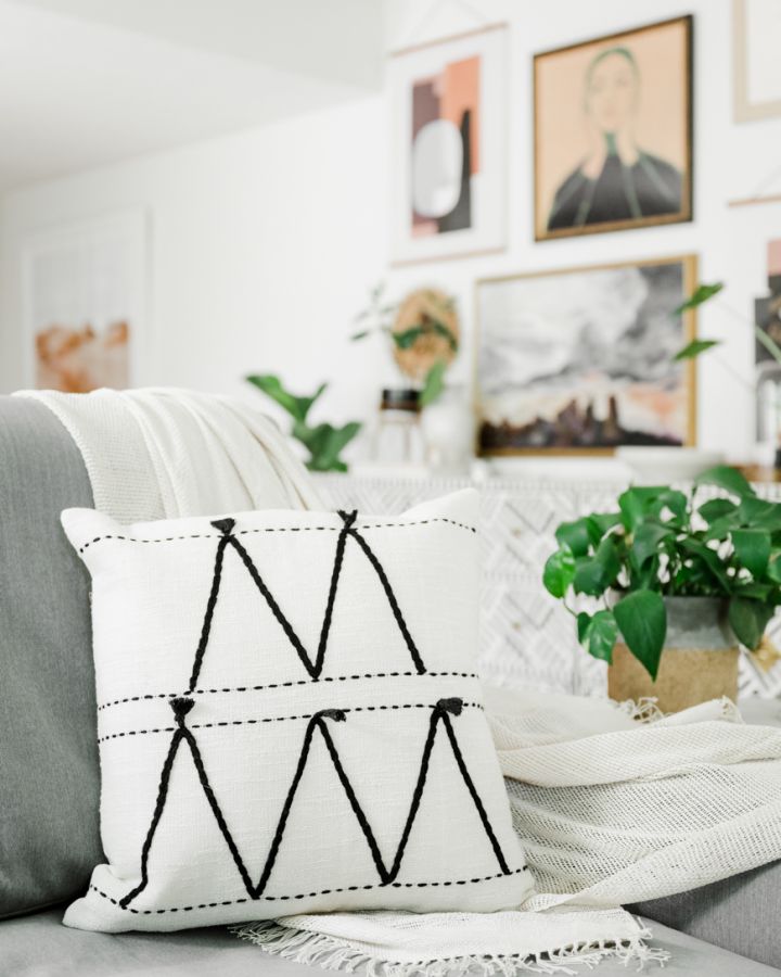 Hand-woven 18" Atlas Throw Pillow
