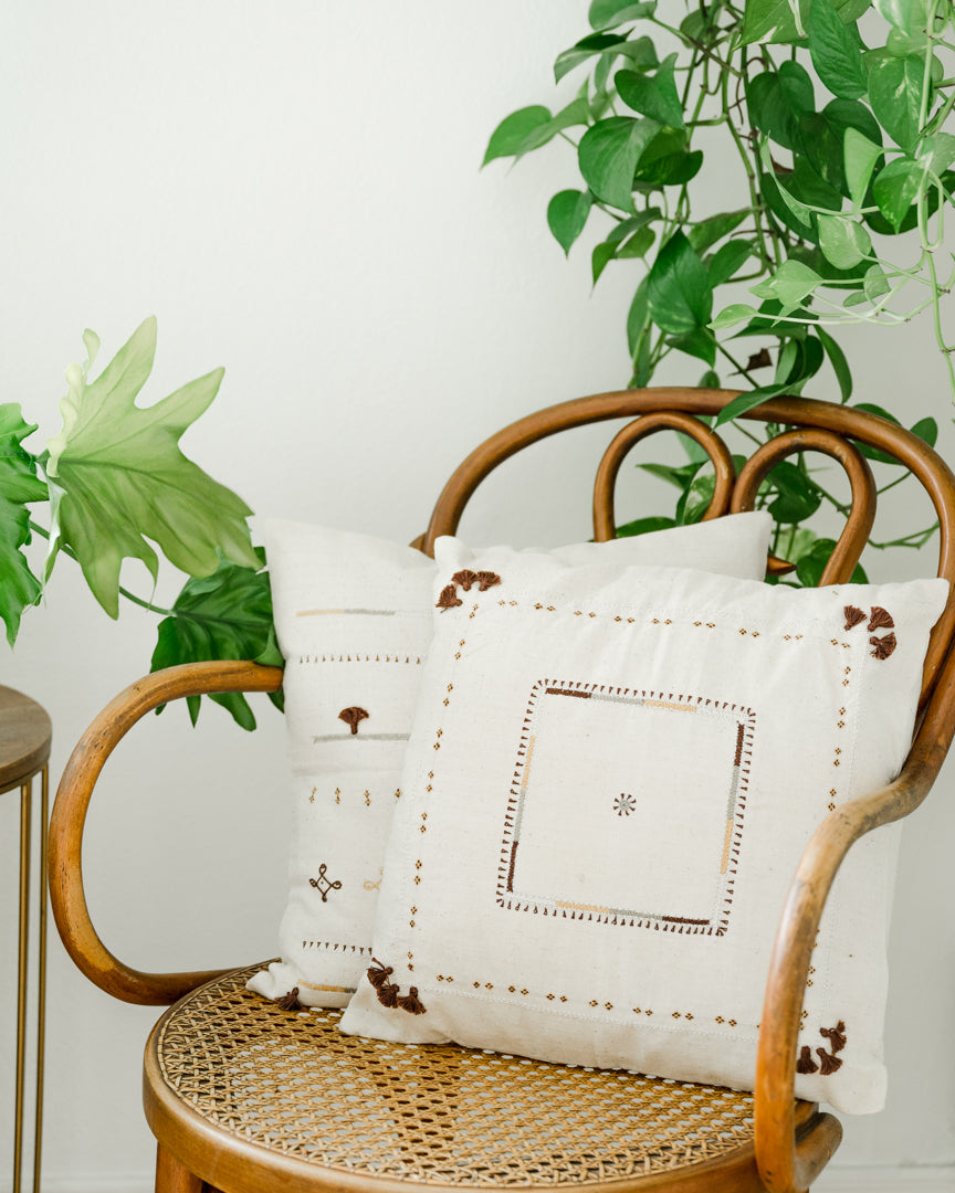 Handmade 16" Abira Throw Pillow